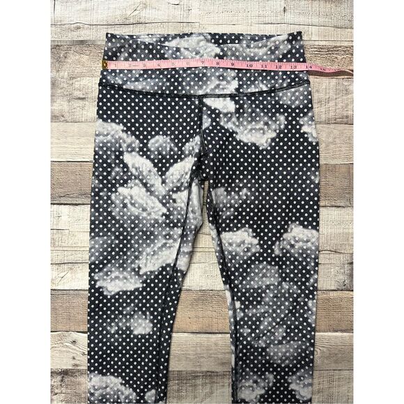 Lululemon Wunder Under Crop Luon Dottie Dream Rose Neutral Blush Black | Size 6 - Picture 6 of 10